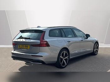Used Volvo V60 2025 for sale - 76306981: Photo