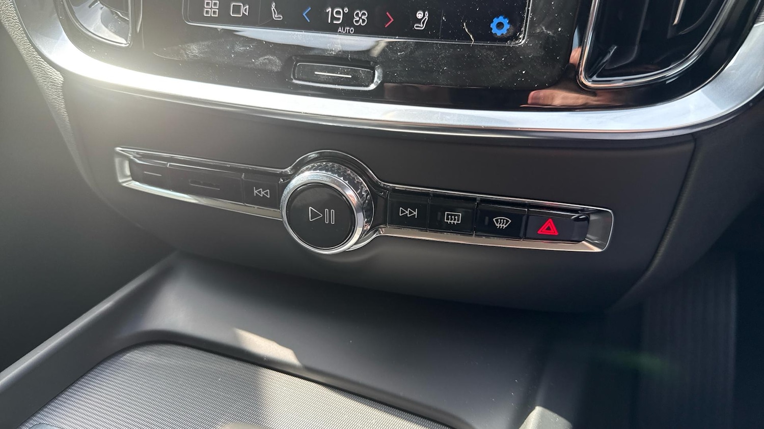 Used Volvo V60 2025 for sale - 76306981: Photo 47