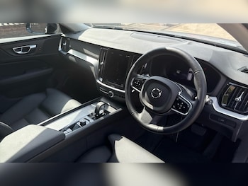 Used Volvo V60 2025 for sale - 76306981: Photo