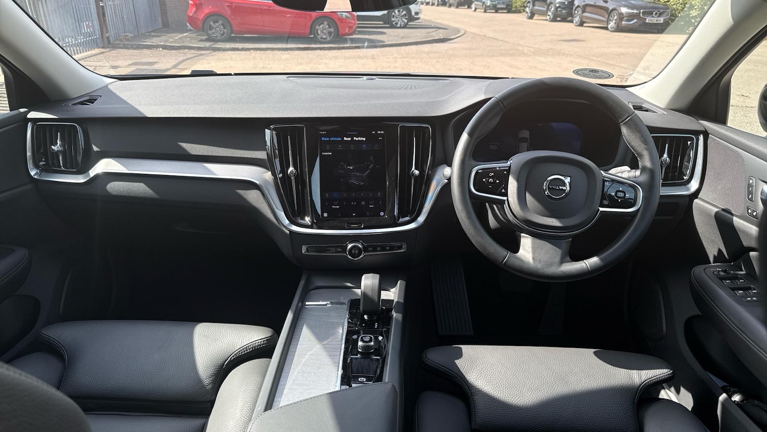 Used Volvo V60 2025 for sale - 76306981: Photo 5