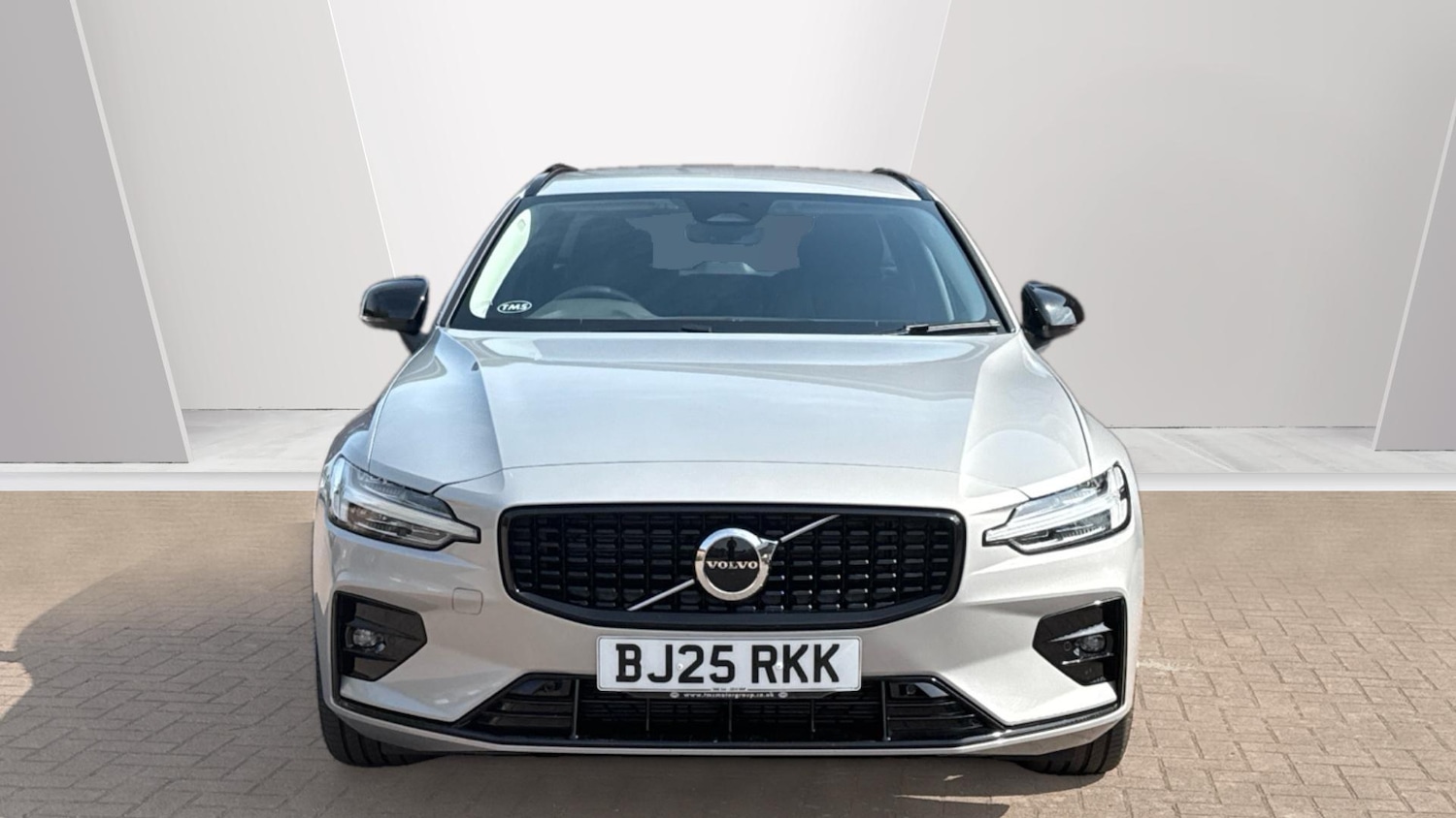 Used Volvo V60 2025 for sale - 76306981: Photo 8