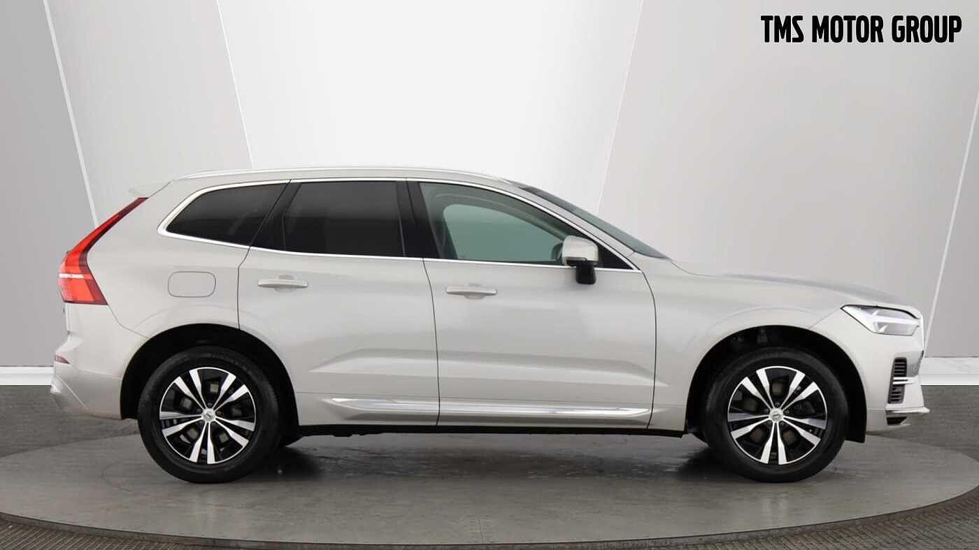 Used Volvo XC60 2021 for sale - 77074854: Photo 2