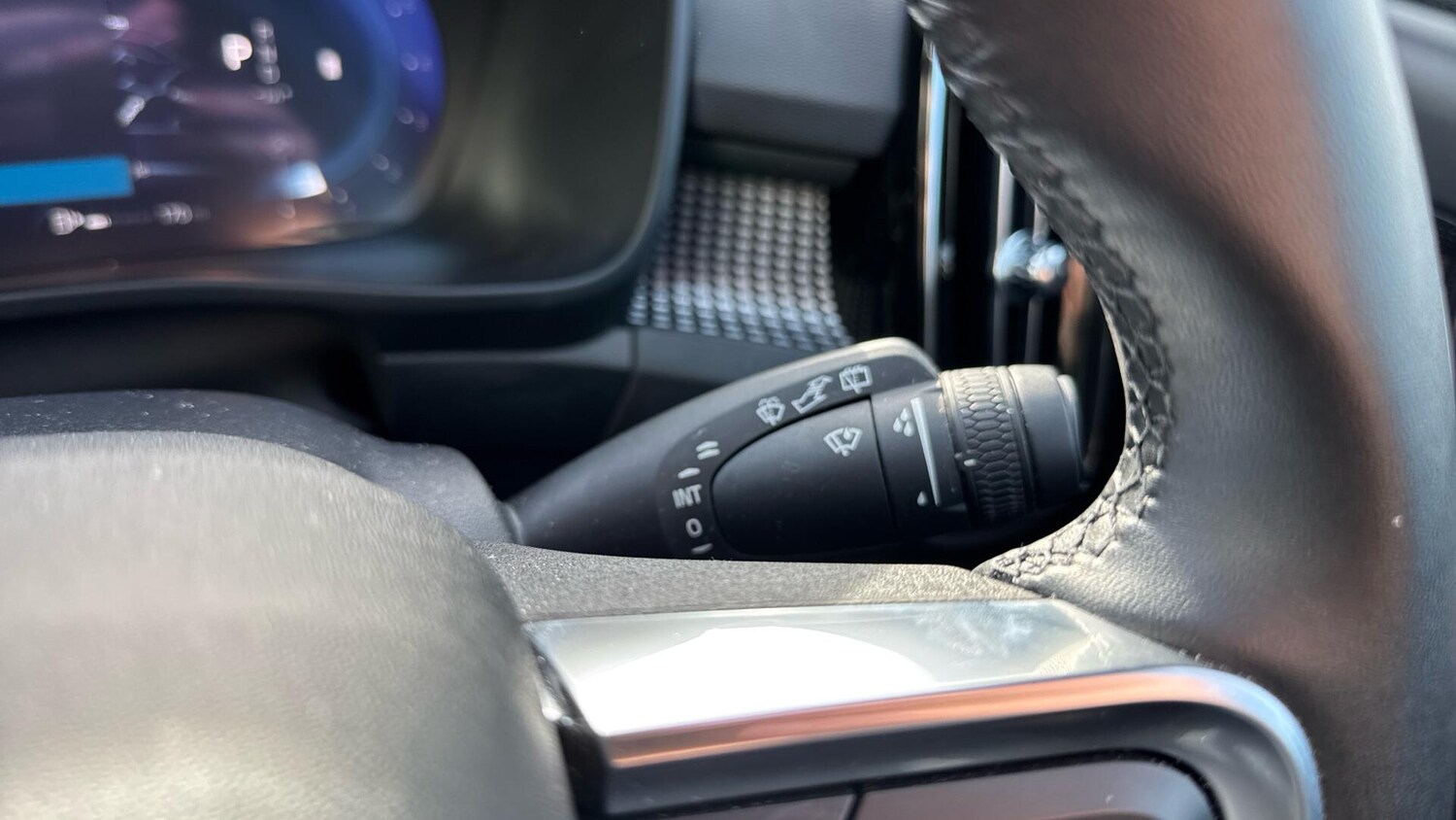 Used Volvo XC40 2025 for sale - 77673164: Photo 29