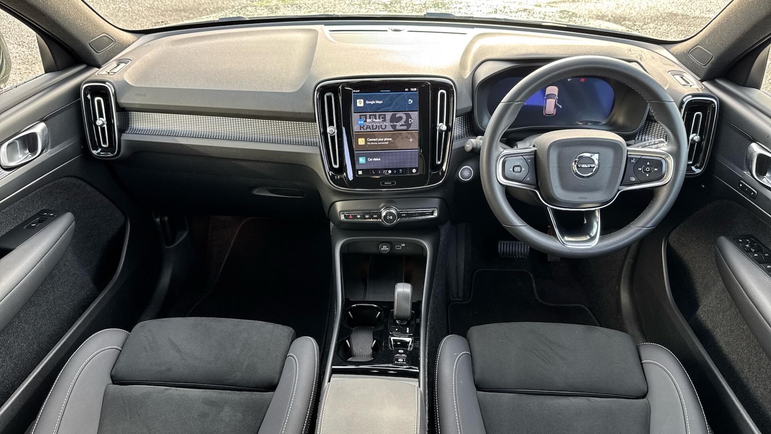 Used Volvo XC40 2025 for sale - 77673164: Photo 5