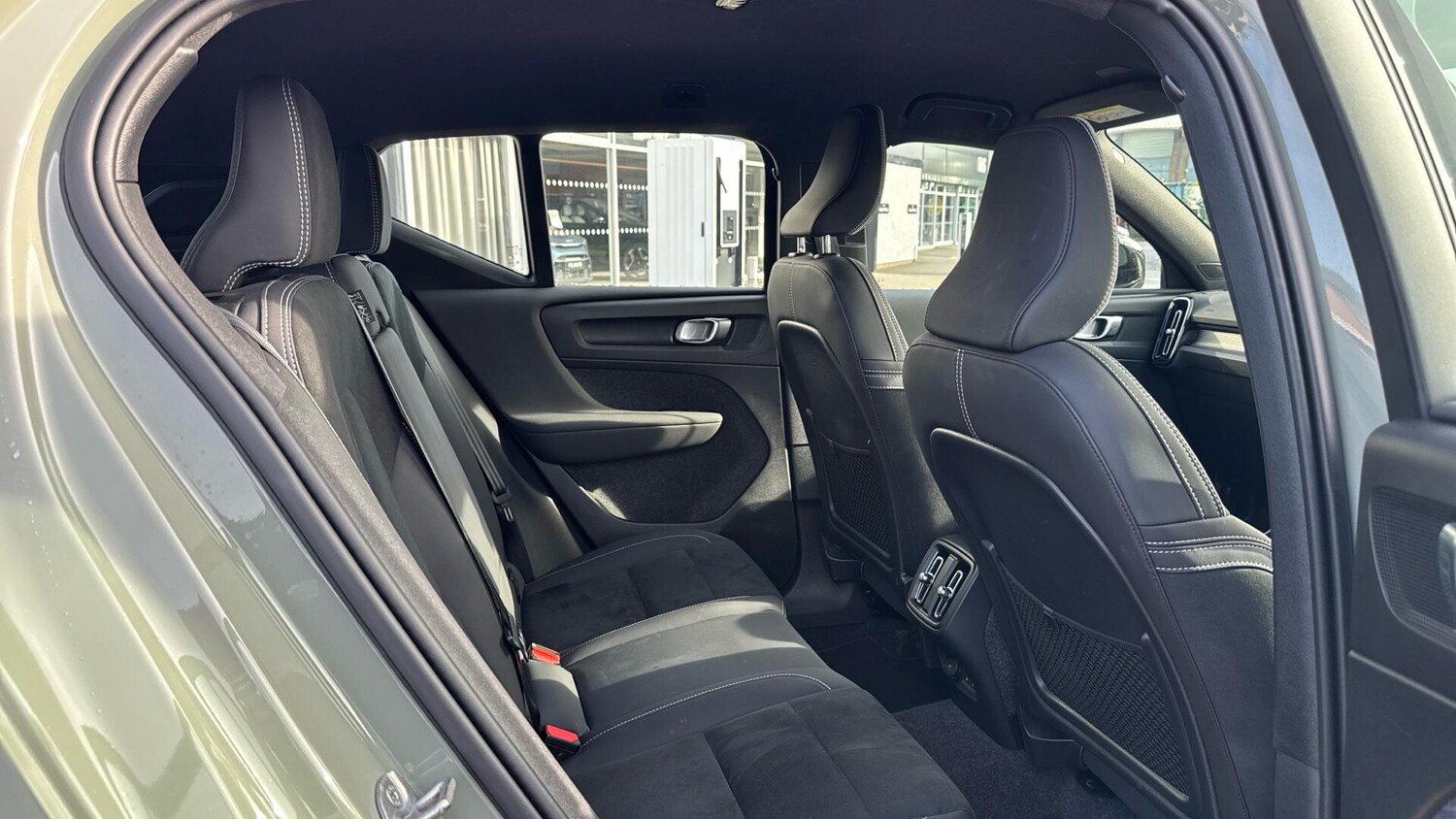 Used Volvo XC40 2025 for sale - 77673164: Photo 6