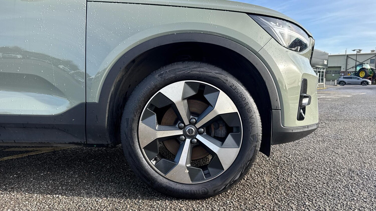 Used Volvo XC40 2025 for sale - 77673164: Photo 9