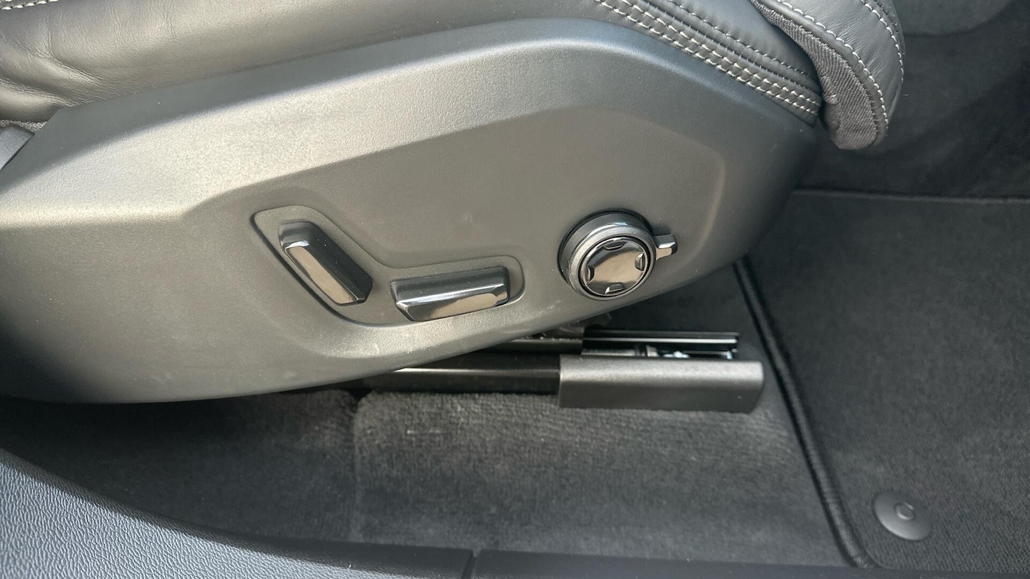 Used Volvo XC60 2025 for sale - 76425000: Photo 42