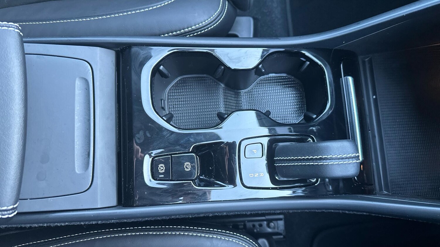 Used Volvo XC40 2022 for sale - 77673153: Photo 47