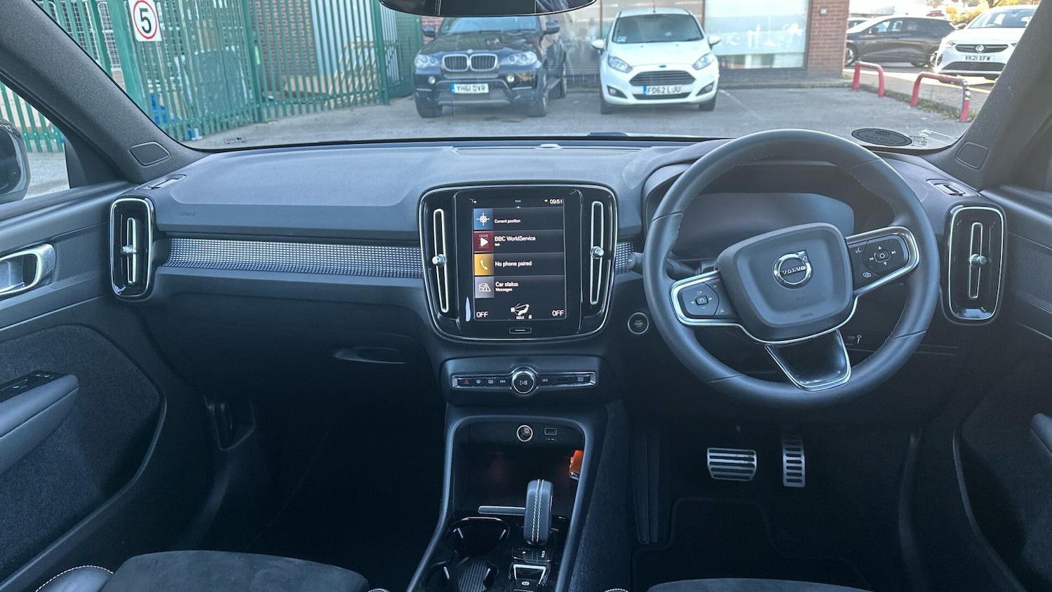 Used Volvo XC40 2022 for sale - 77673153: Photo 5