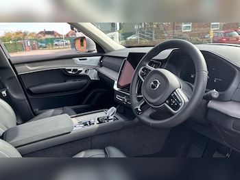 Used Volvo XC90 2025 for sale - 78033942: Photo