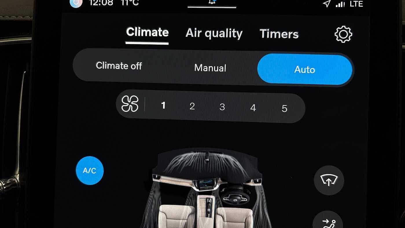 Used Volvo XC90 2025 for sale - 76752937: Photo 40