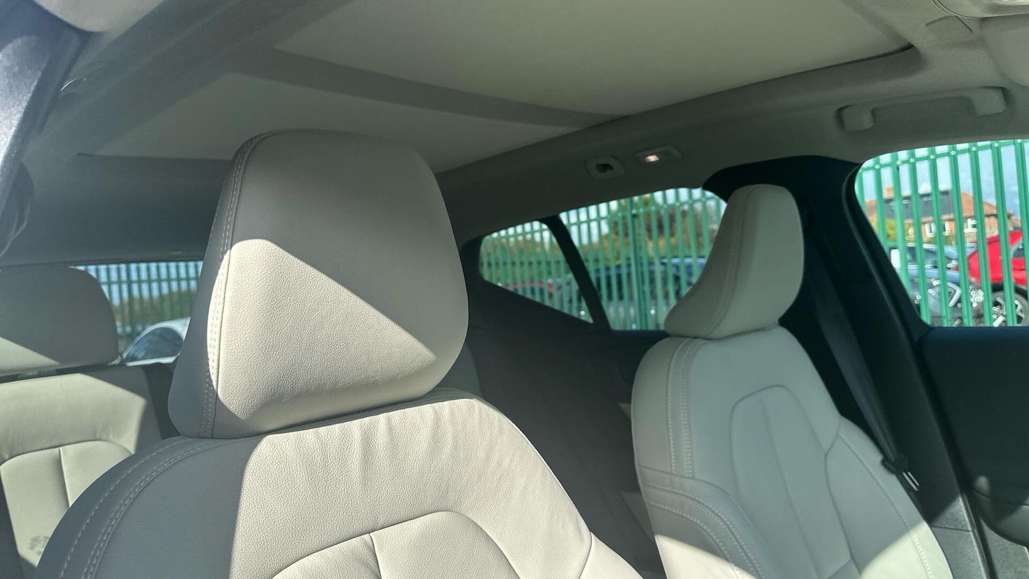 Used Volvo XC40 2025 for sale - 76307776: Photo 29