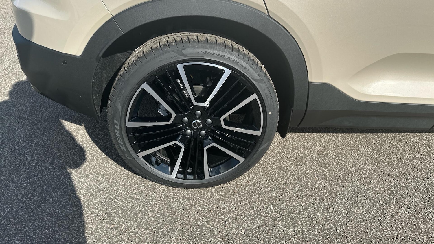 Used Volvo XC40 2025 for sale - 76307776: Photo 36