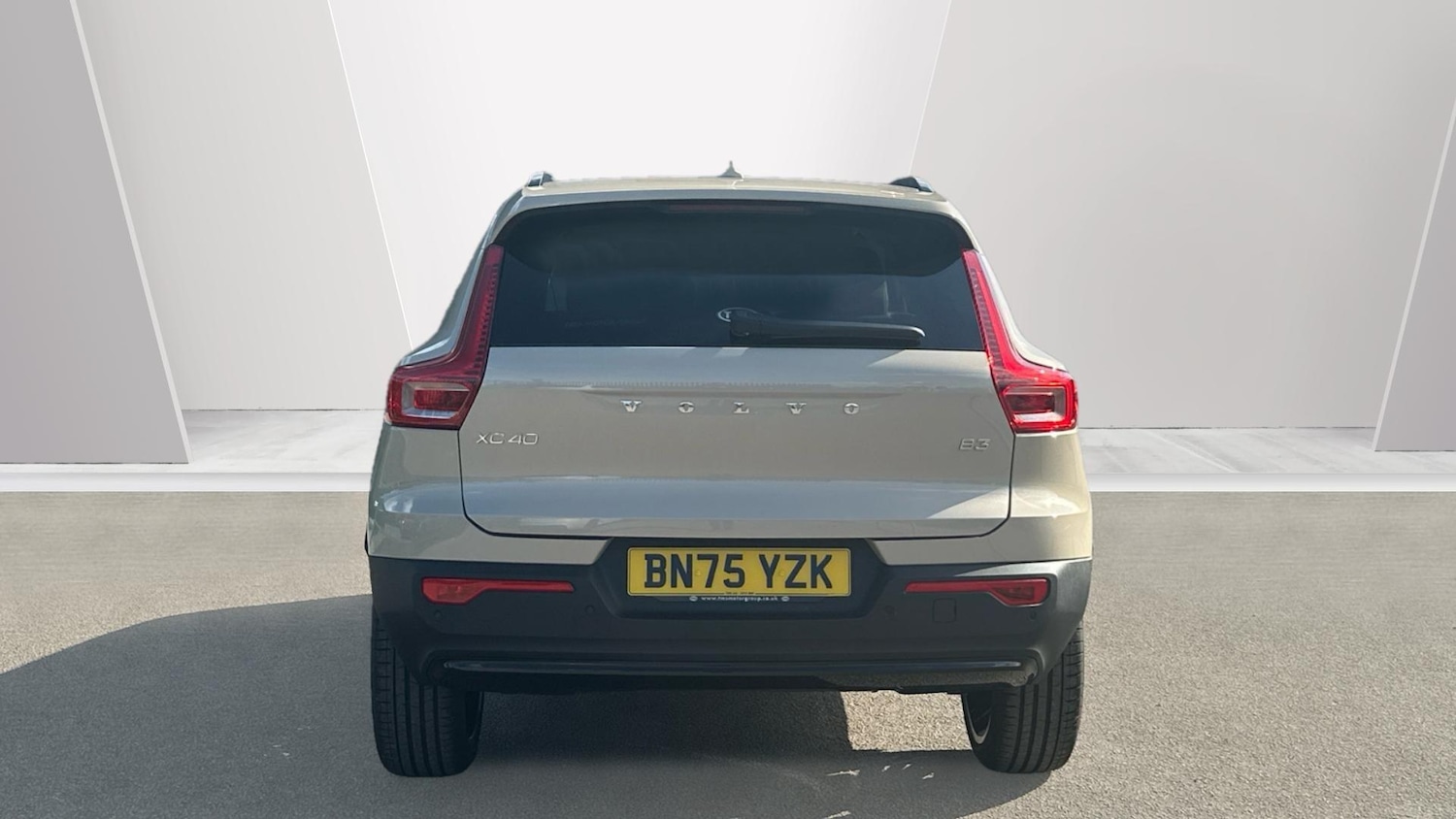 Used Volvo XC40 2025 for sale - 76307776: Photo 7