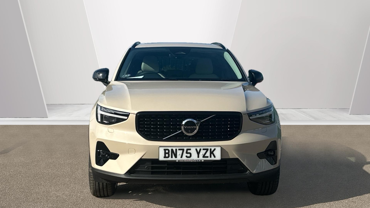 Used Volvo XC40 2025 for sale - 76307776: Photo 8