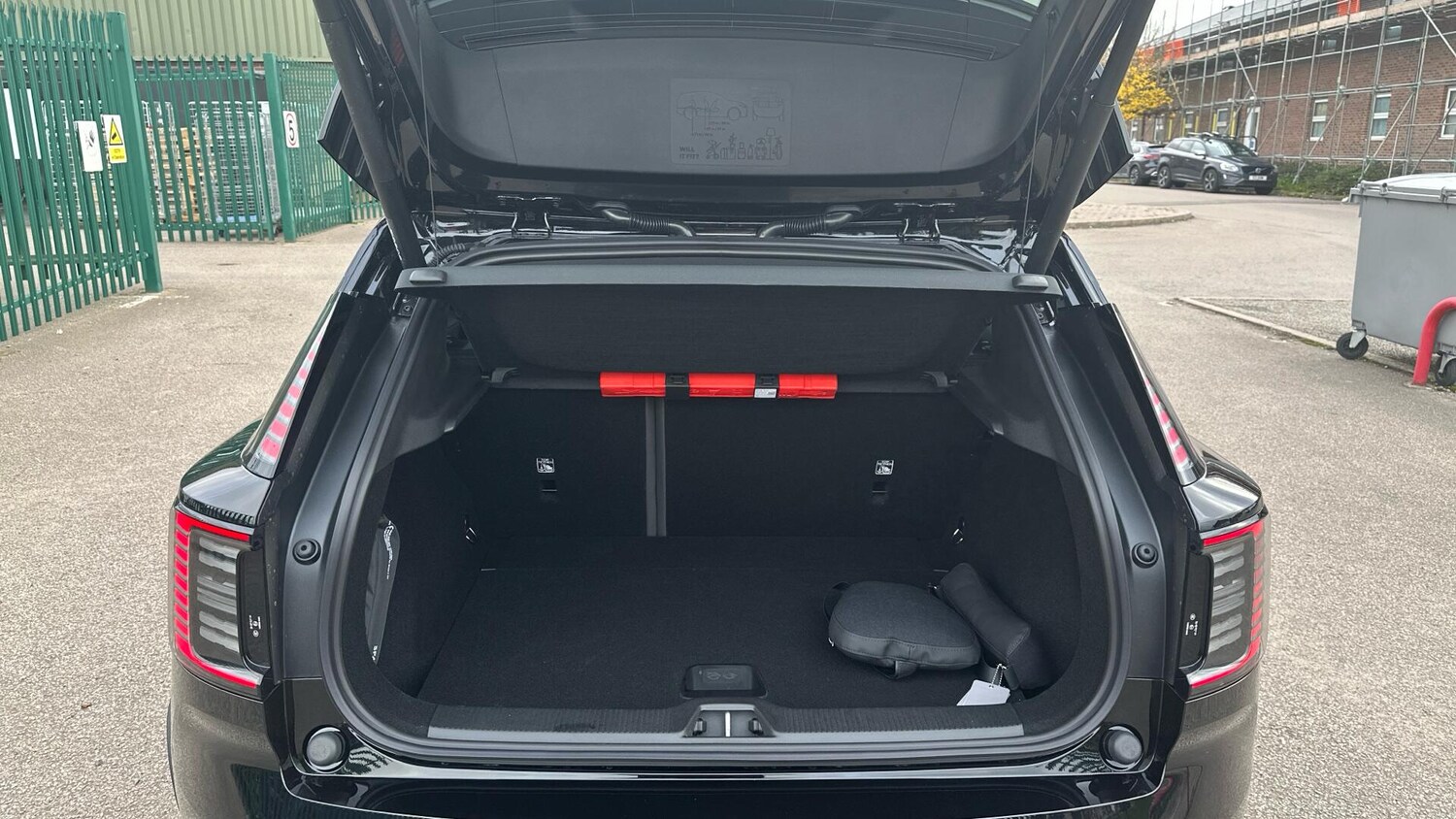 Used Volvo EX30 2025 for sale - 77673123: Photo 13