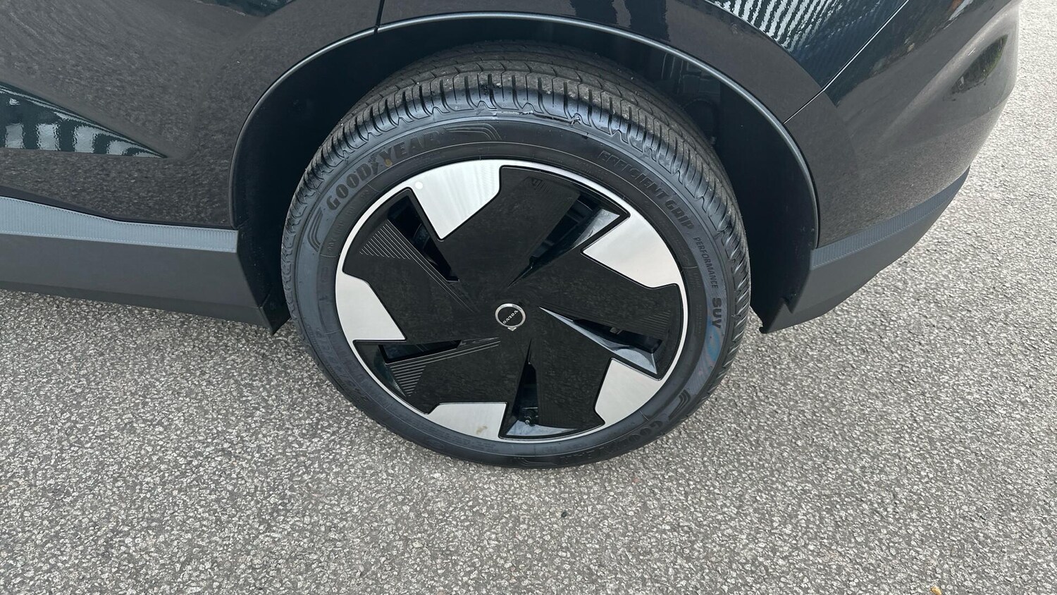 Used Volvo EX30 2025 for sale - 77673123: Photo 39