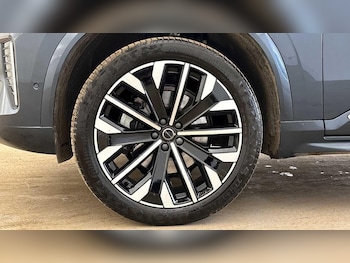 Used Volvo XC90 2025 for sale - 78034763: Photo