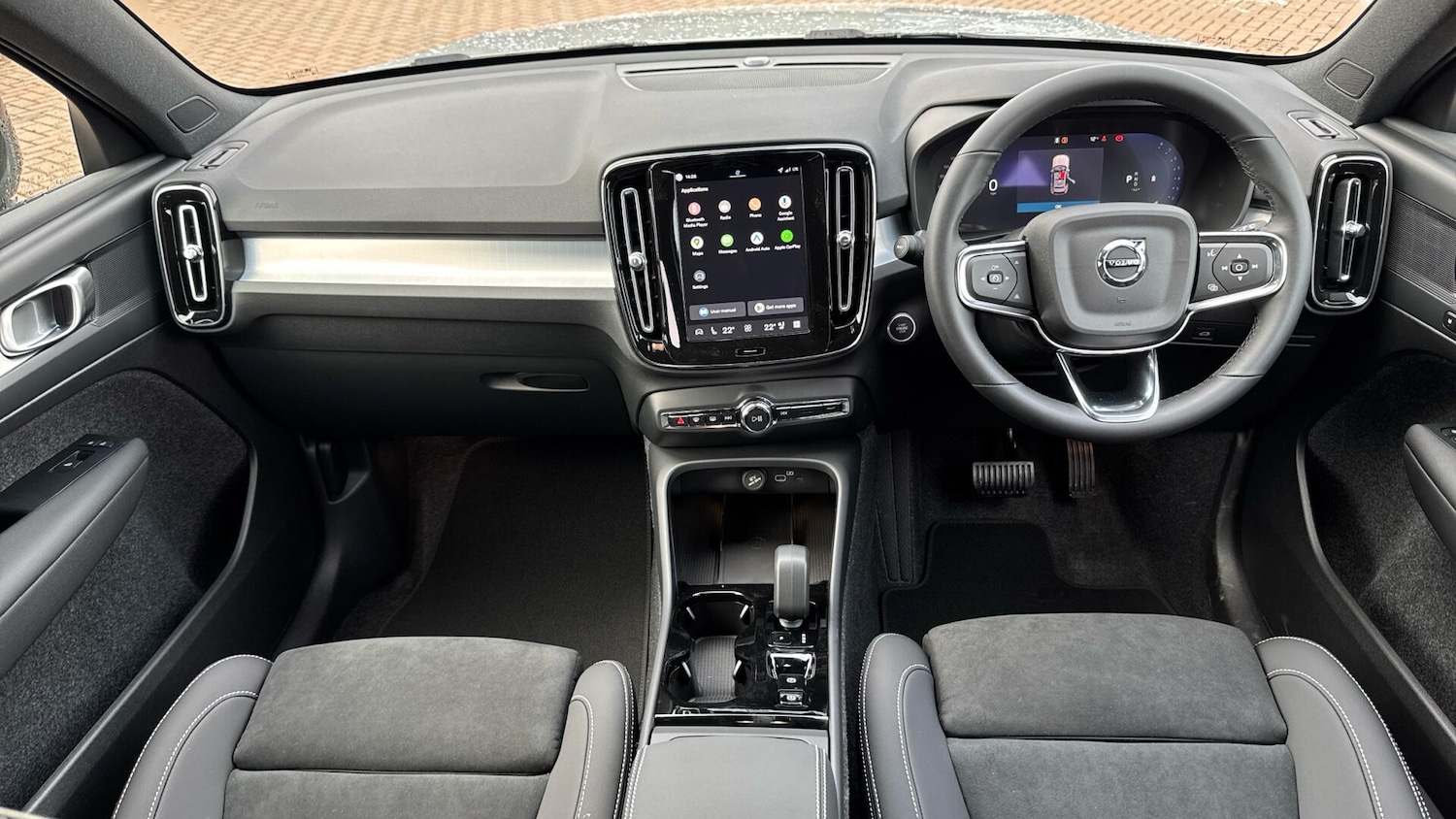 Used Volvo XC40 2026 for sale - 77723604: Photo 5