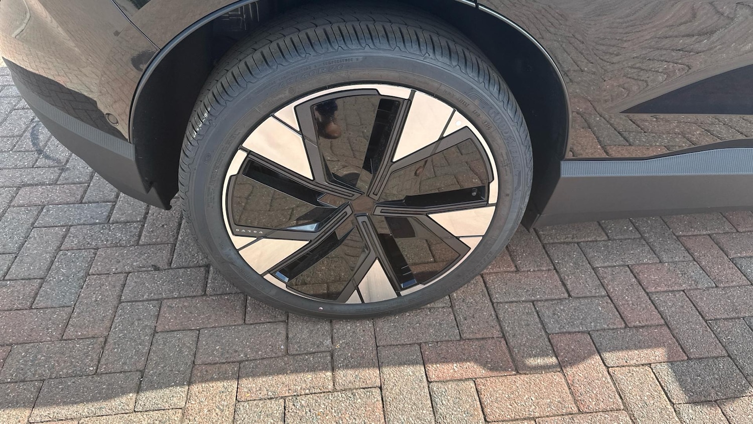 Used Volvo EX30 2025 for sale - 76607331: Photo 39