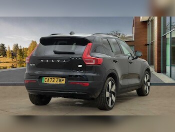 Used Volvo XC40 2022 for sale - 77330763: Photo