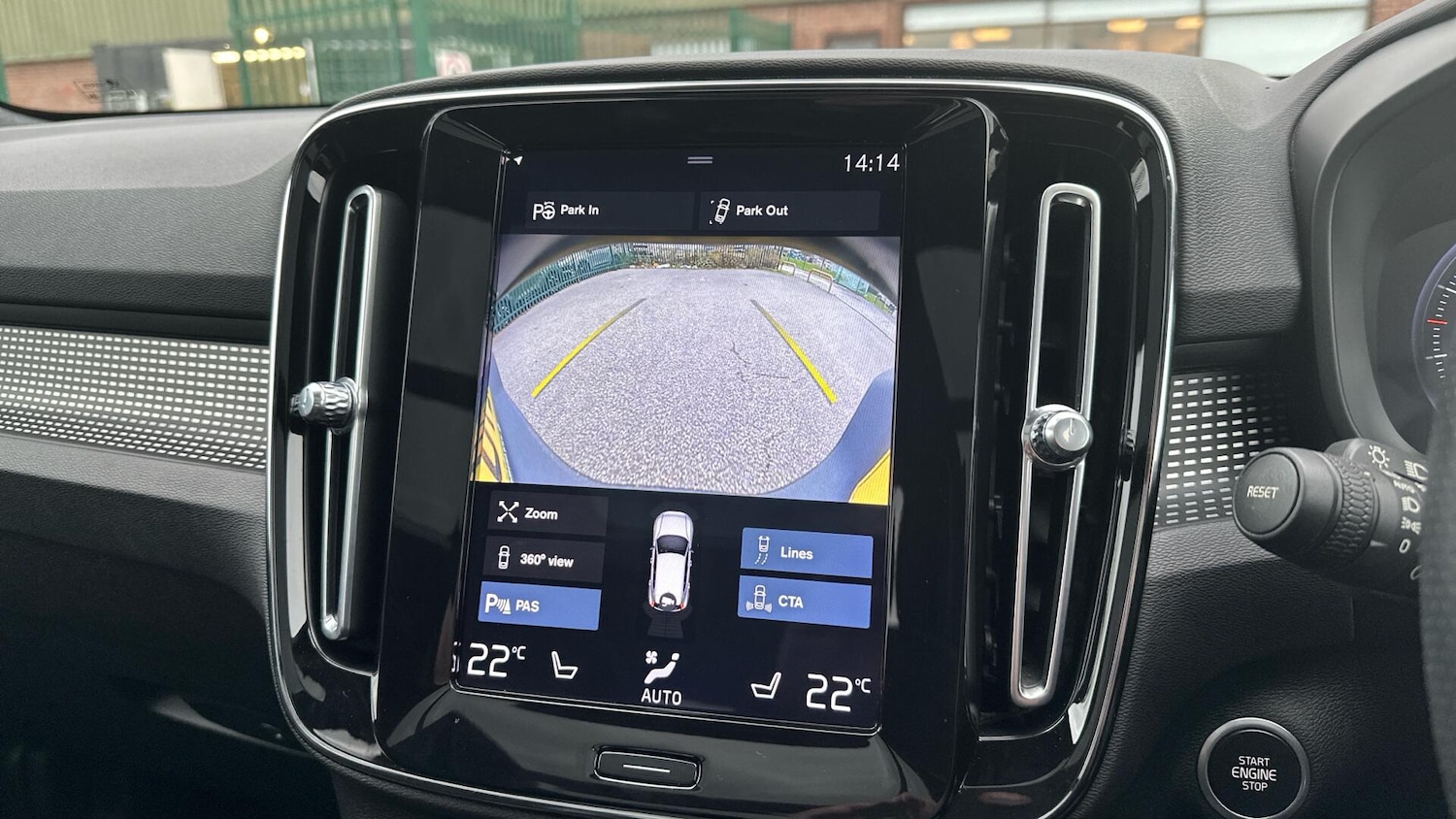 Used Volvo XC40 2020 for sale - 76306953: Photo 17