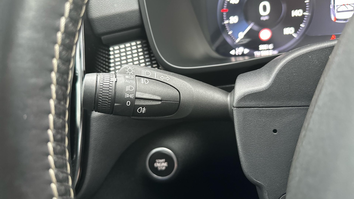 Used Volvo XC40 2020 for sale - 76306953: Photo 18