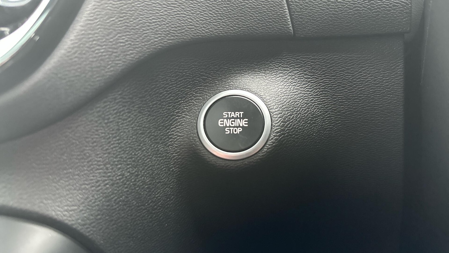 Used Volvo XC40 2020 for sale - 76306953: Photo 25