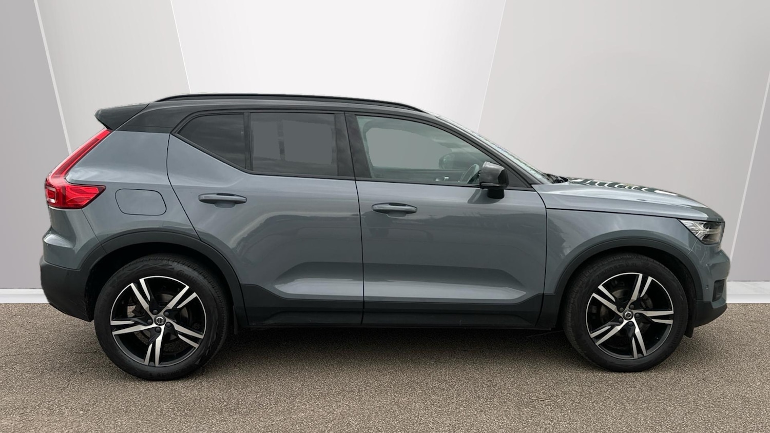 Used Volvo XC40 2020 for sale - 76306953: Photo 3