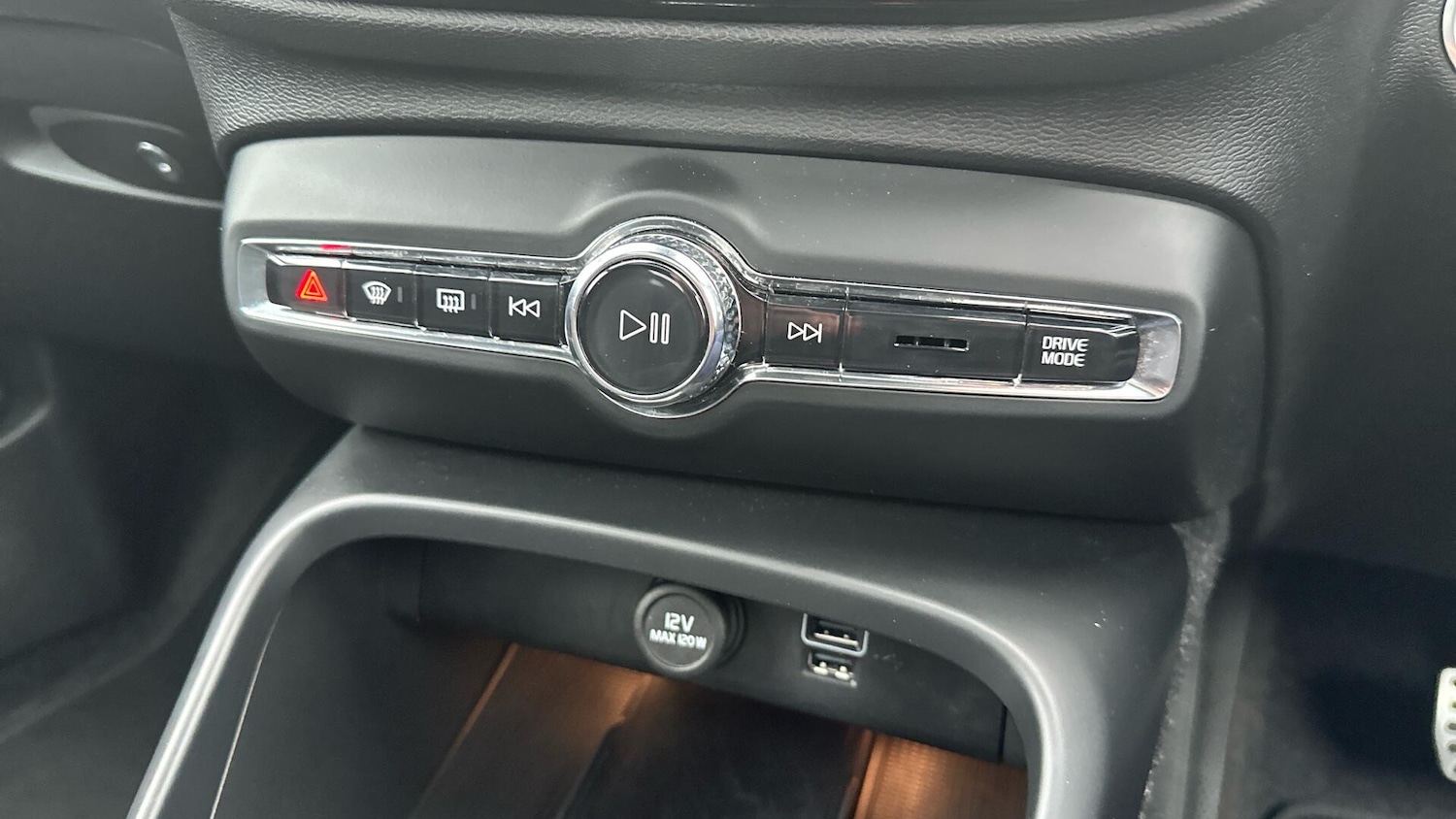 Used Volvo XC40 2020 for sale - 76306953: Photo 49