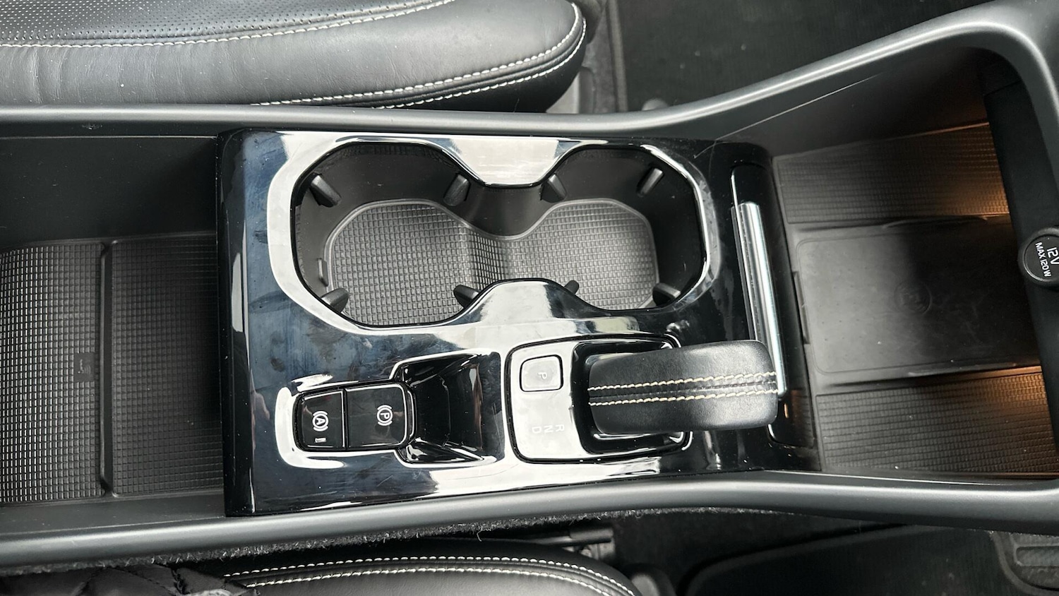 Used Volvo XC40 2020 for sale - 76306953: Photo 50