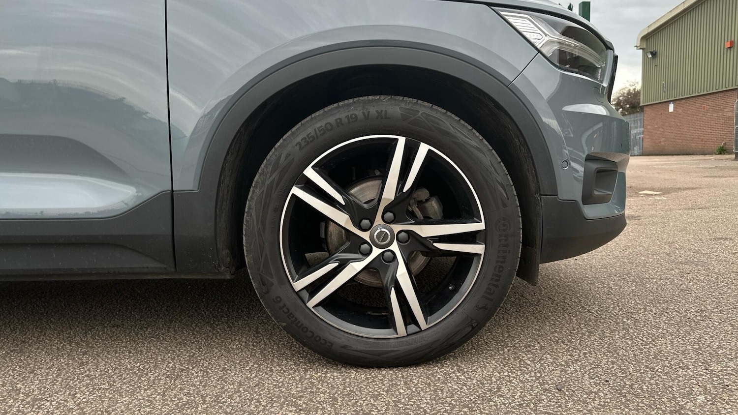 Used Volvo XC40 2020 for sale - 76306953: Photo 9