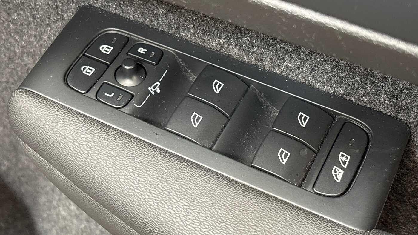 Used Volvo C40 2023 for sale - 77673040: Photo 25