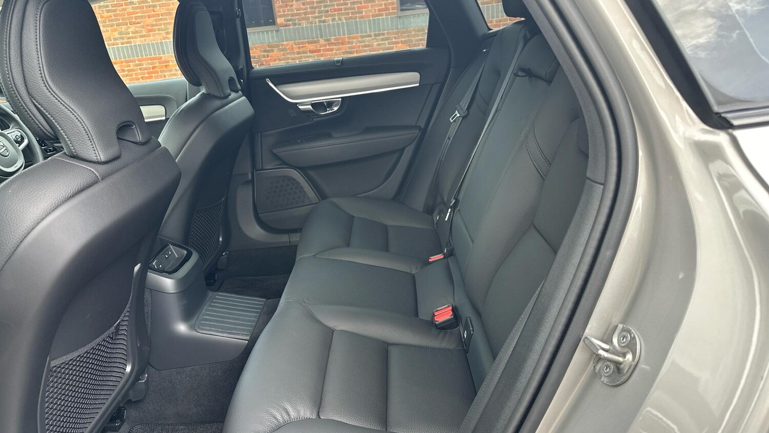 Used Volvo V90 2025 for sale - 77673061: Photo 30