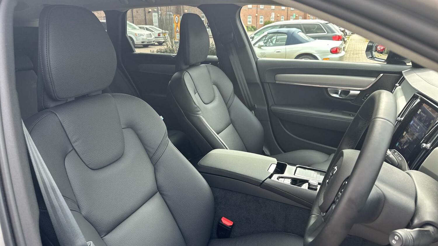 Used Volvo V90 2025 for sale - 77673061: Photo 9