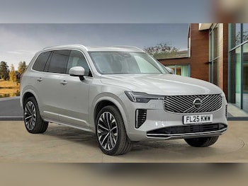 2025 (25) - 2.0 T8 PHEV Ultra Dark 5dr AWD Geartronic