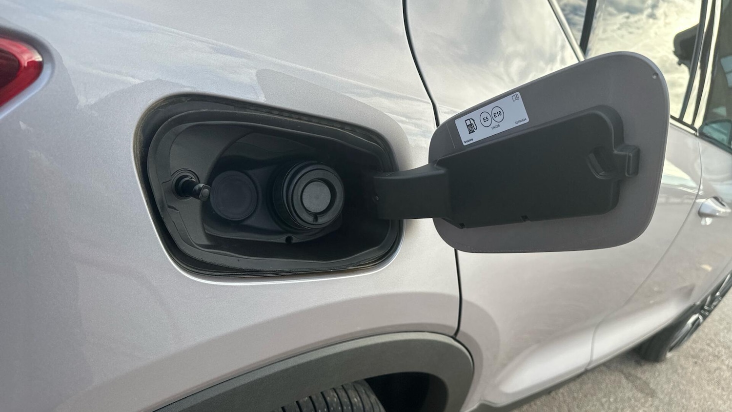 Used Volvo XC40 for sale - 76658589: Photo 36