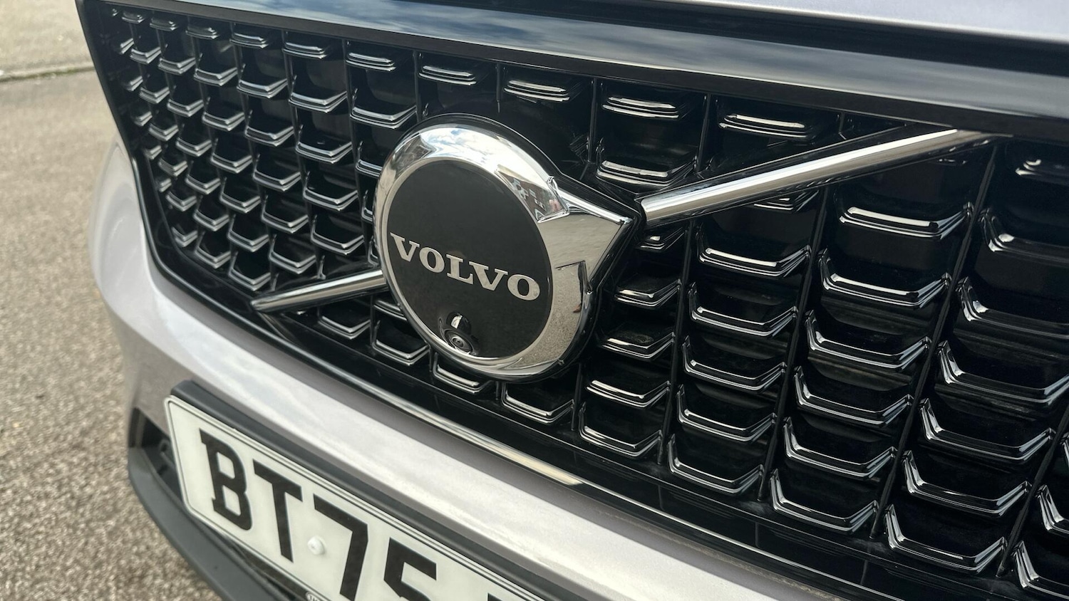 Used Volvo XC40 for sale - 76658589: Photo 45