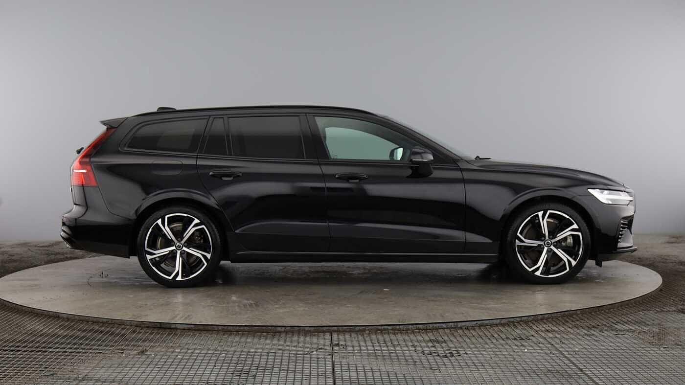 Used Volvo V60 2022 for sale - 77091081: Photo 2