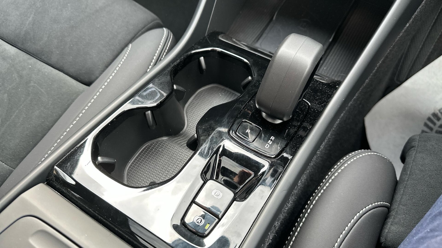 Used Volvo XC40 2025 for sale - 76306202: Photo 24