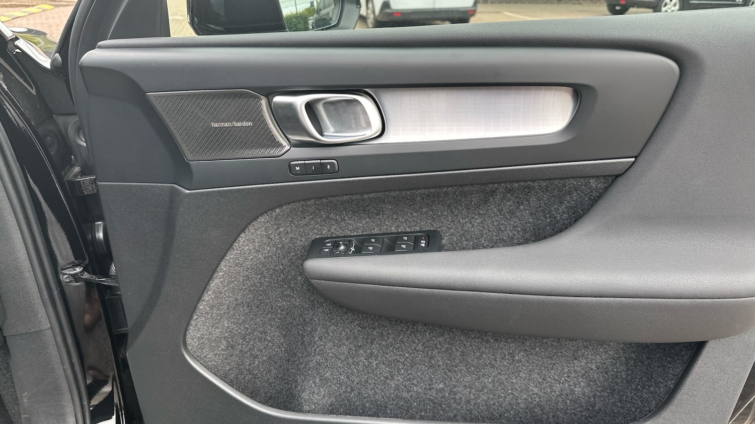 Used Volvo XC40 2025 for sale - 76306202: Photo 27