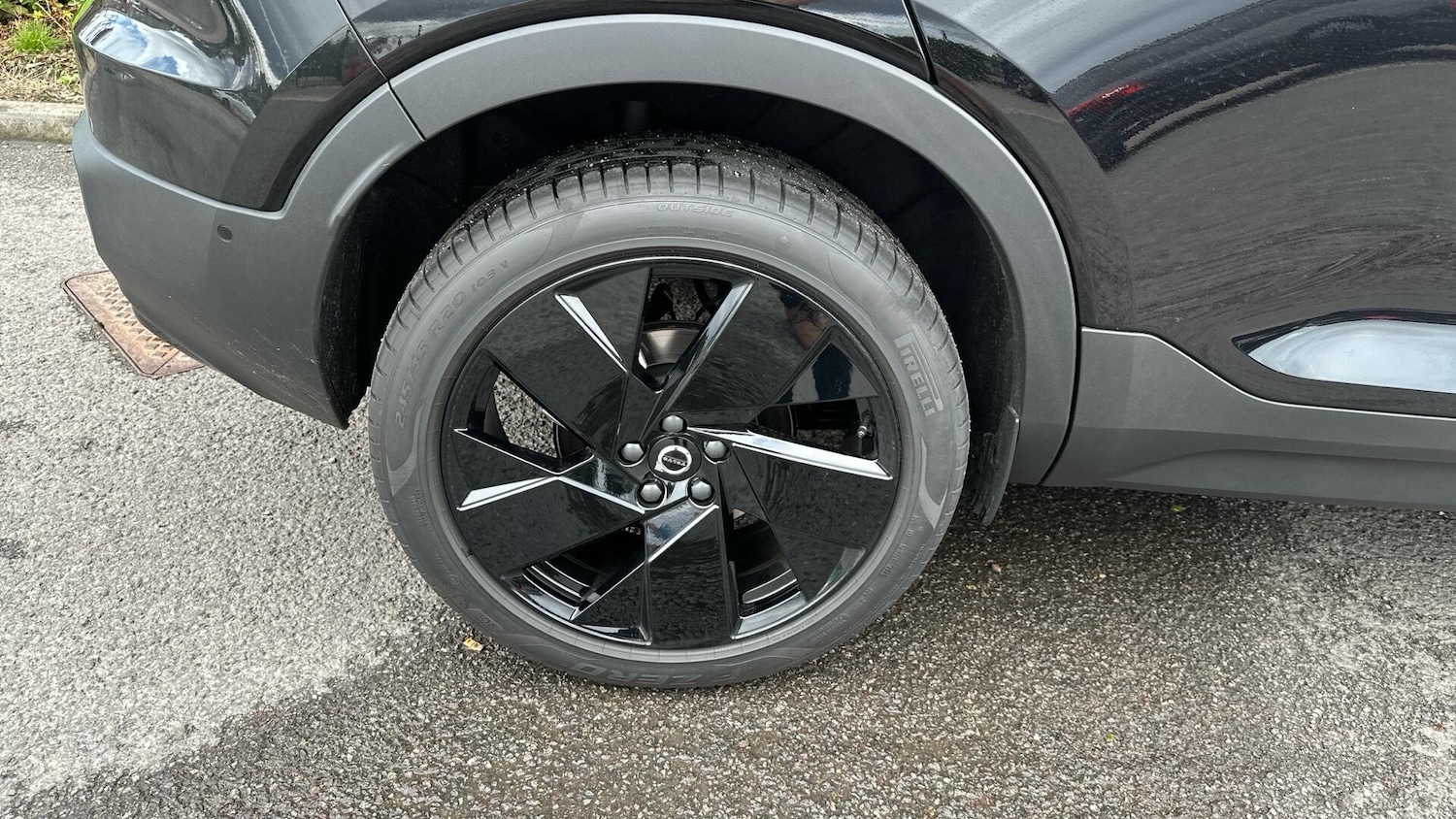 Used Volvo XC40 2025 for sale - 76306202: Photo 32