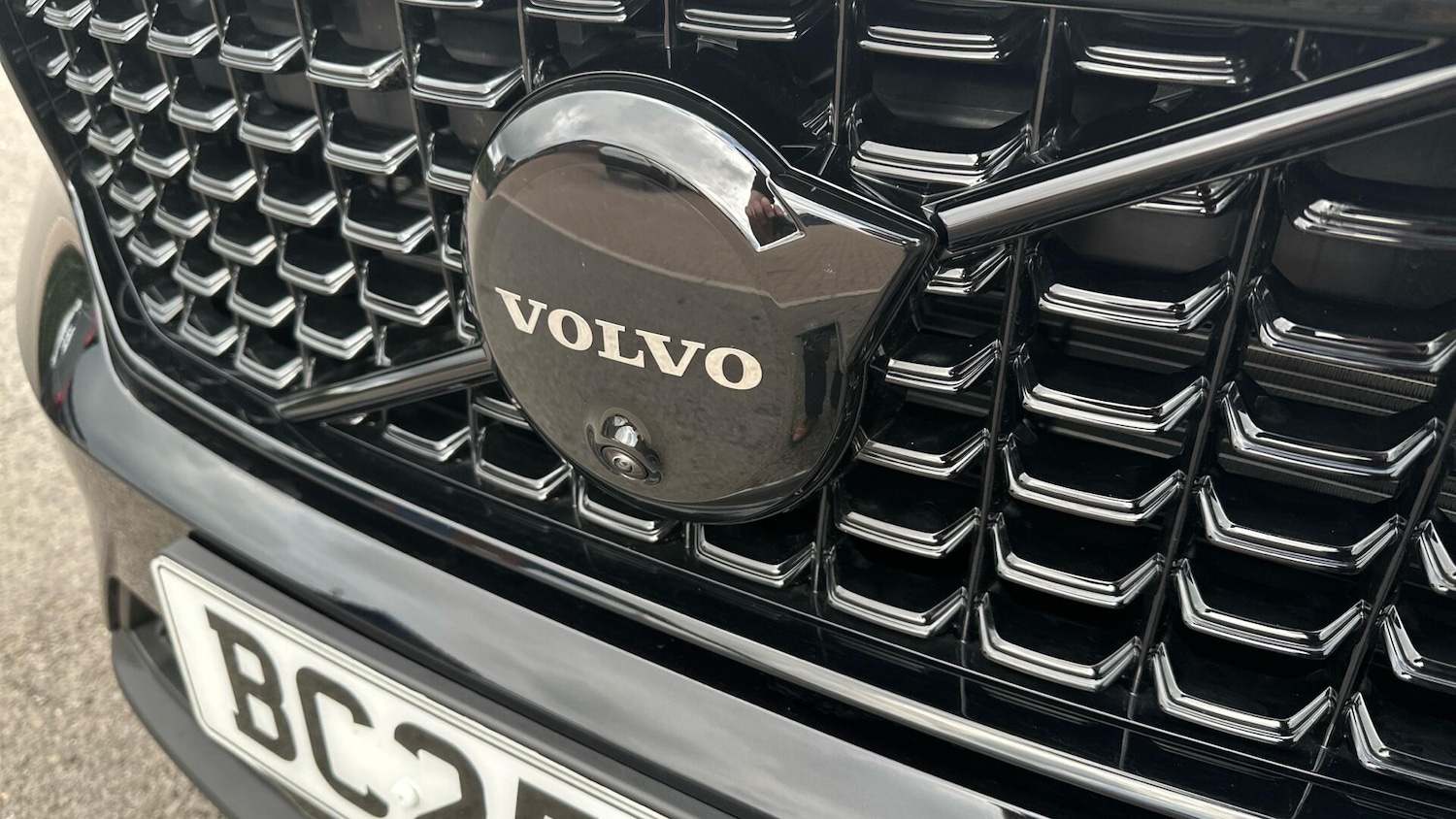 Used Volvo XC40 2025 for sale - 76306202: Photo 40