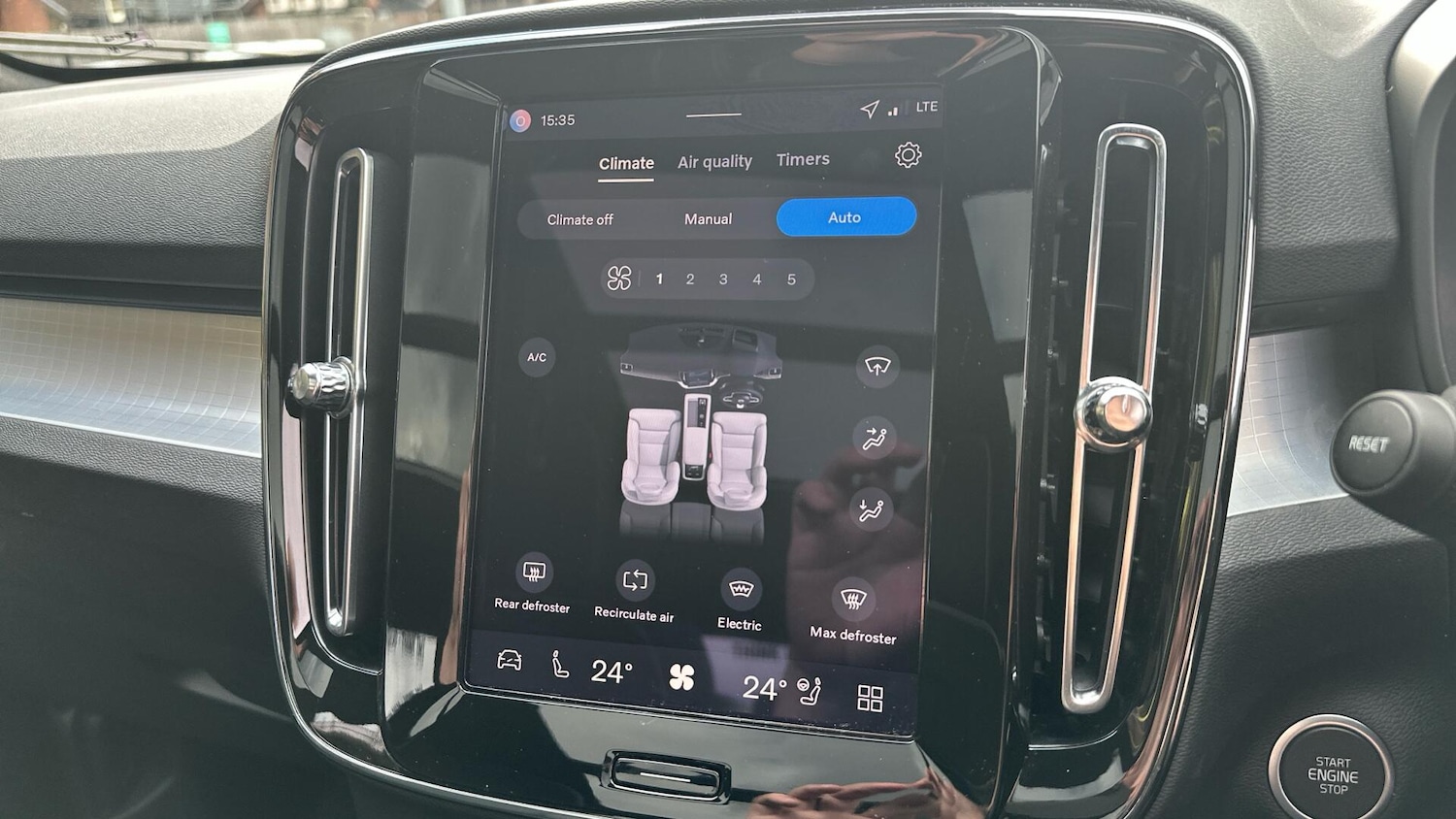 Used Volvo XC40 2025 for sale - 76306202: Photo 46