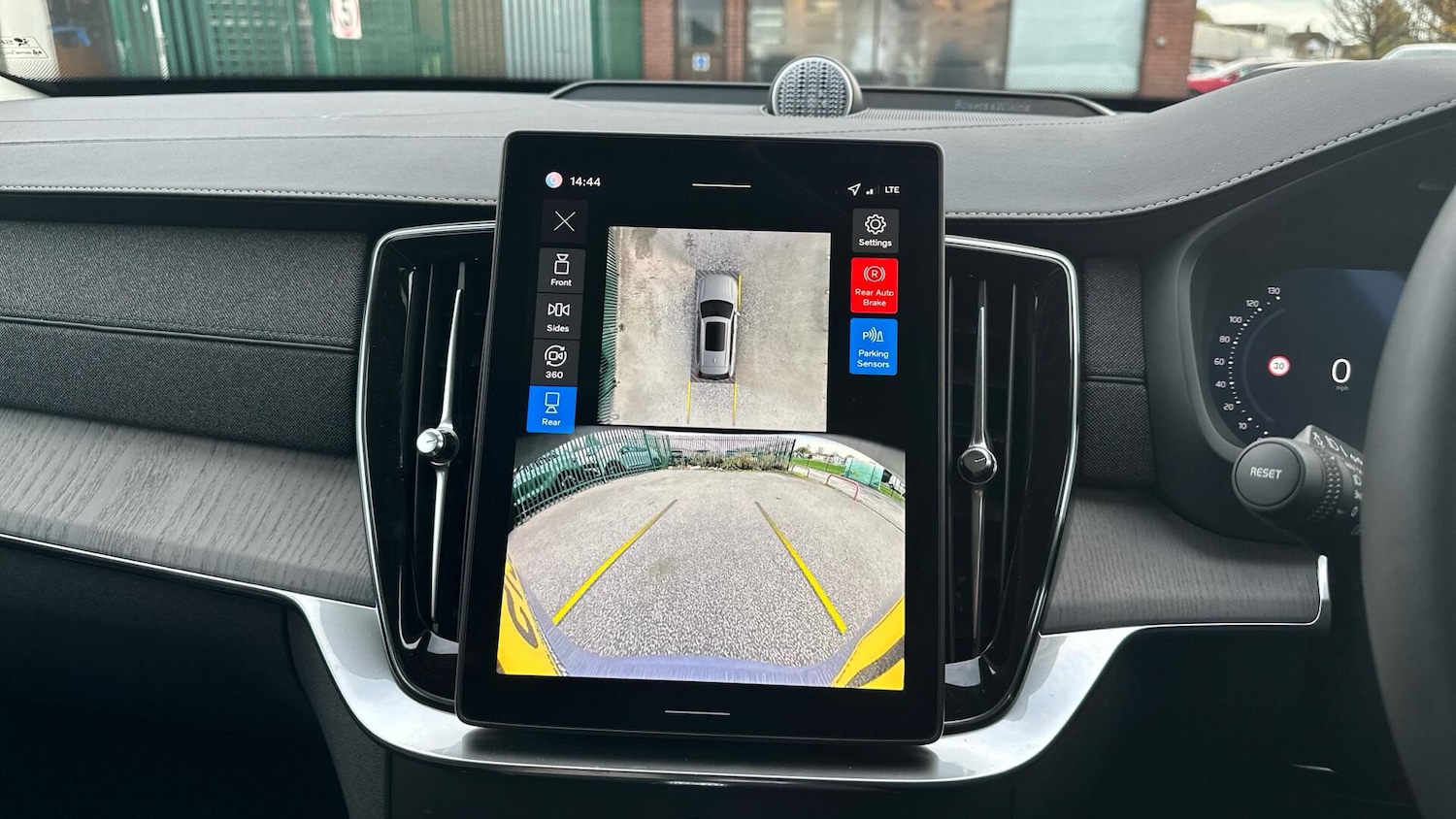 Used Volvo XC90 2025 for sale - 76446803: Photo 17