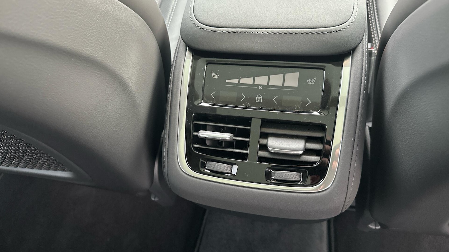 Used Volvo XC90 2025 for sale - 76446803: Photo 37