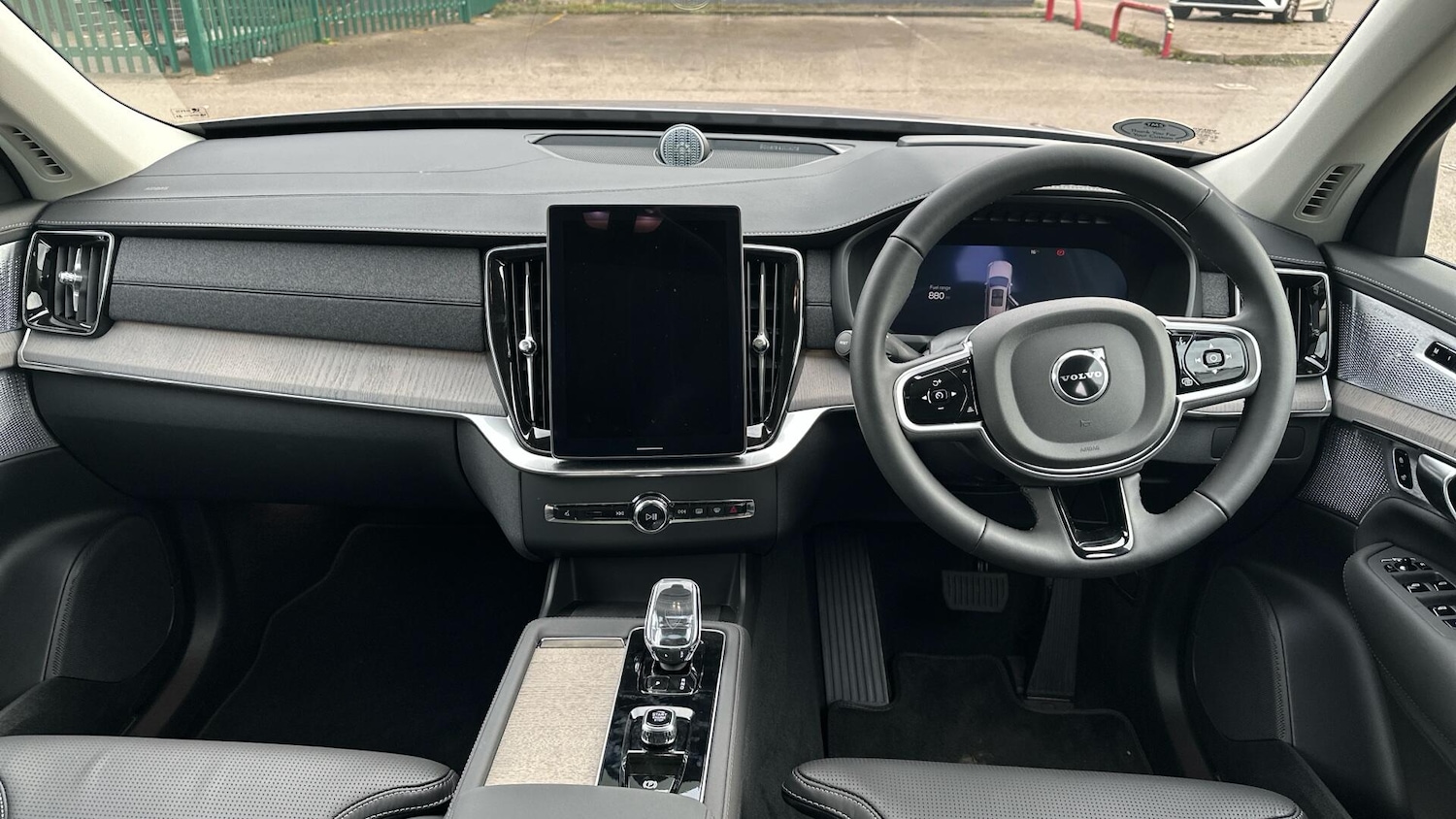 Used Volvo XC90 2025 for sale - 76446803: Photo 5