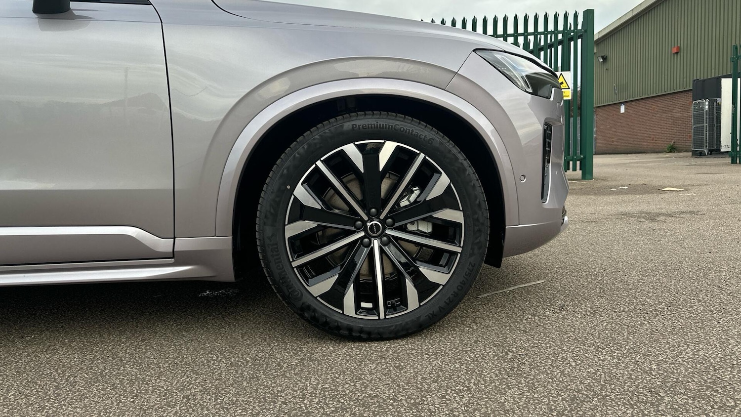 Used Volvo XC90 2025 for sale - 76446803: Photo 9