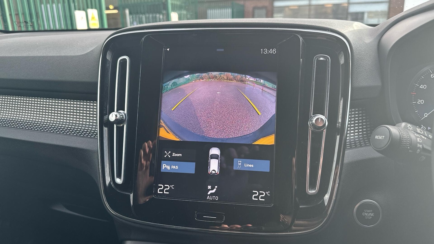 Used Volvo XC40 2022 for sale - 76936474: Photo 17