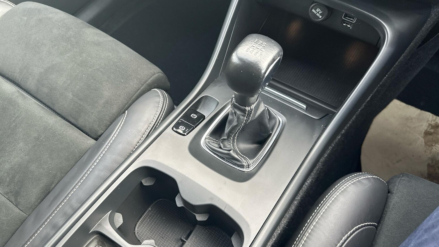 Used Volvo XC40 2022 for sale - 76936474: Photo 24